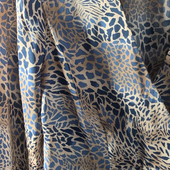 Silky Leopard Print Wrap Top - Picture 4 of 4